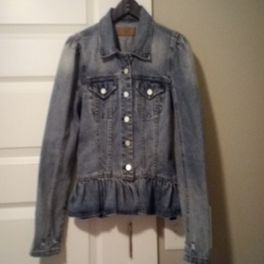Pretty frilly ladies jean jacket